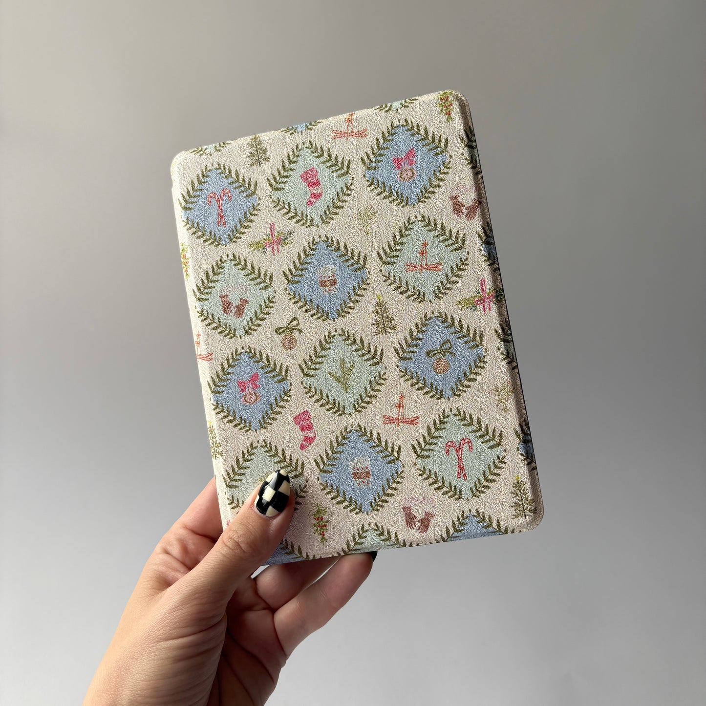 Winter Wonders Kindle Case