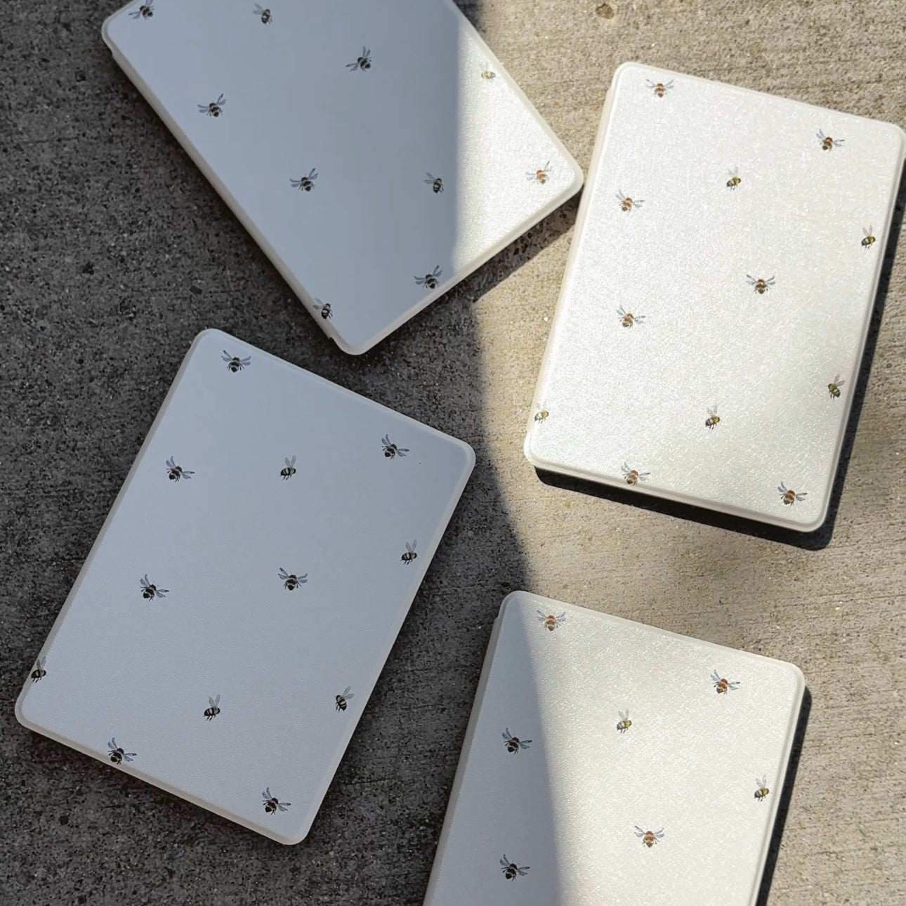 Honey Bee Kindle Case