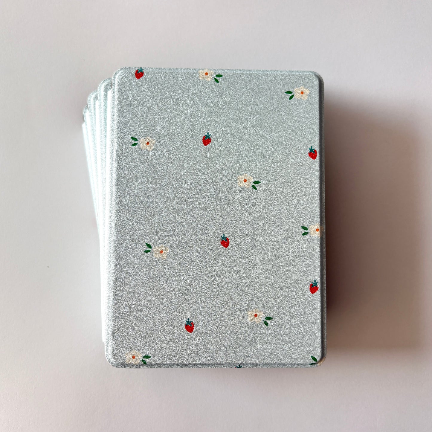 Dainty Daisies Kindle Case