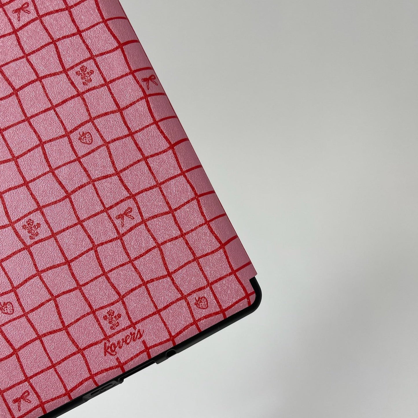 Strawberry Picnic Kindle Case