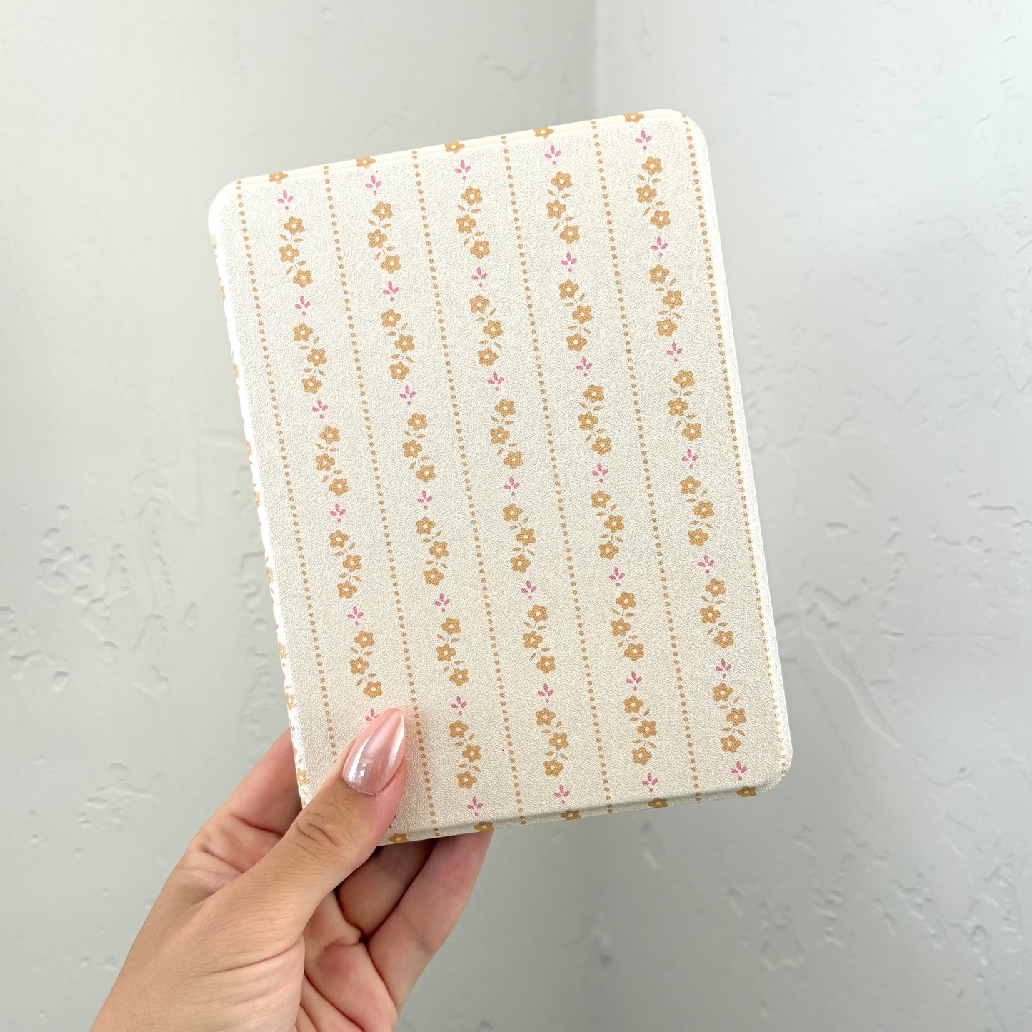 *Oopsie* Cottage Florals (Hard Cover Back)