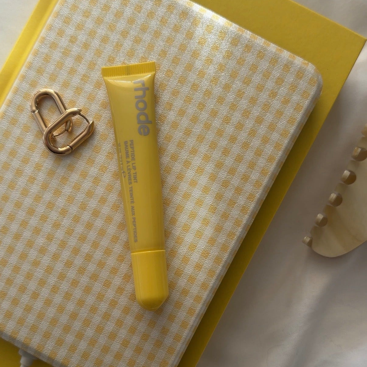 Honey Picnic Kindle Case